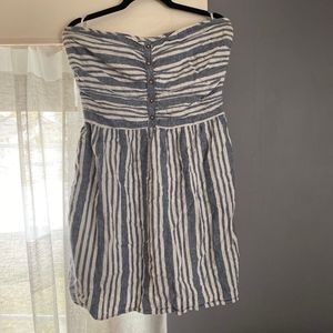 Gap strapless mini dress with pockets